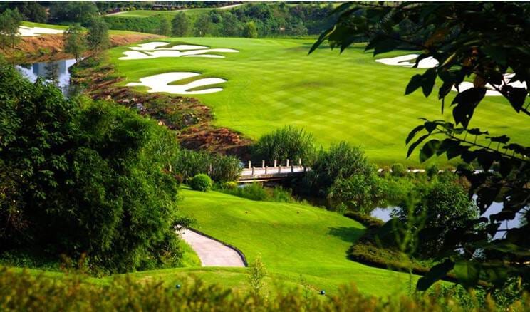 Golf at Poly Golf Club & Finale Dinner