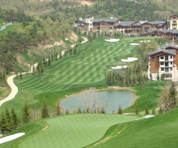 Golf at Red Flag Valley Golf Club – Dragon Course