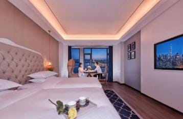 Exotic W Hotel
